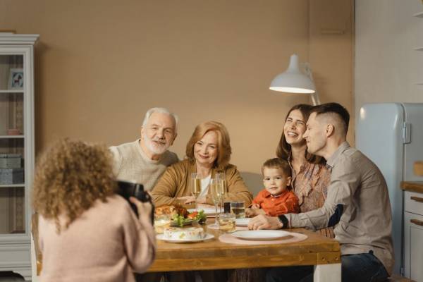 family eating dinner in Hilton Head vacation rental