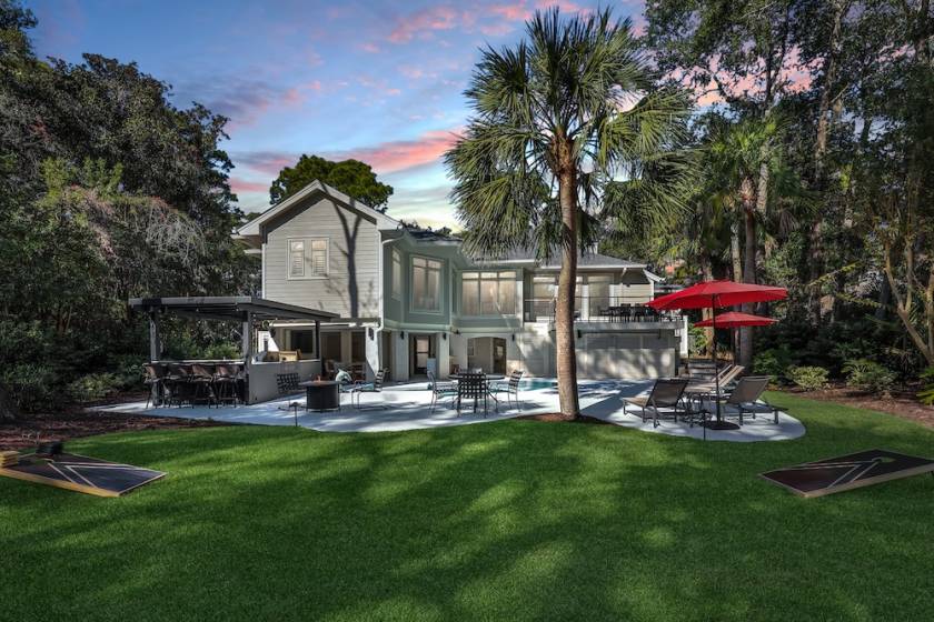 exterior hilton head home near rbc heritage golf course